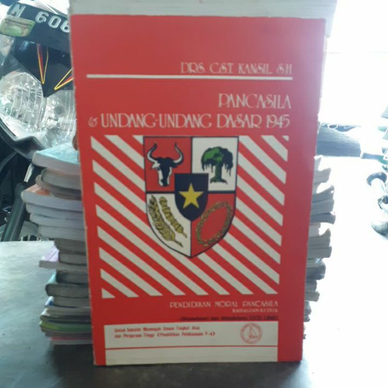 

BUKU ORIGINAL PANCASILA & UNDANG- UNDANG DASAR 1945/PMP BAGIAN KE 2