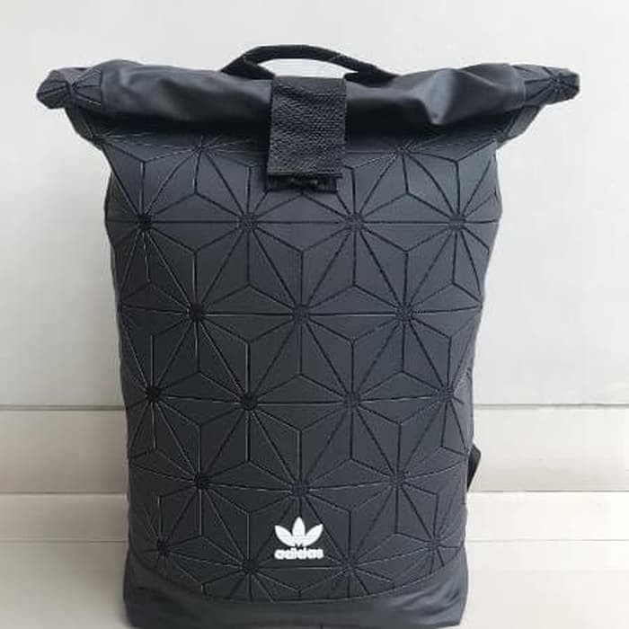 harga tas adidas issey miyake