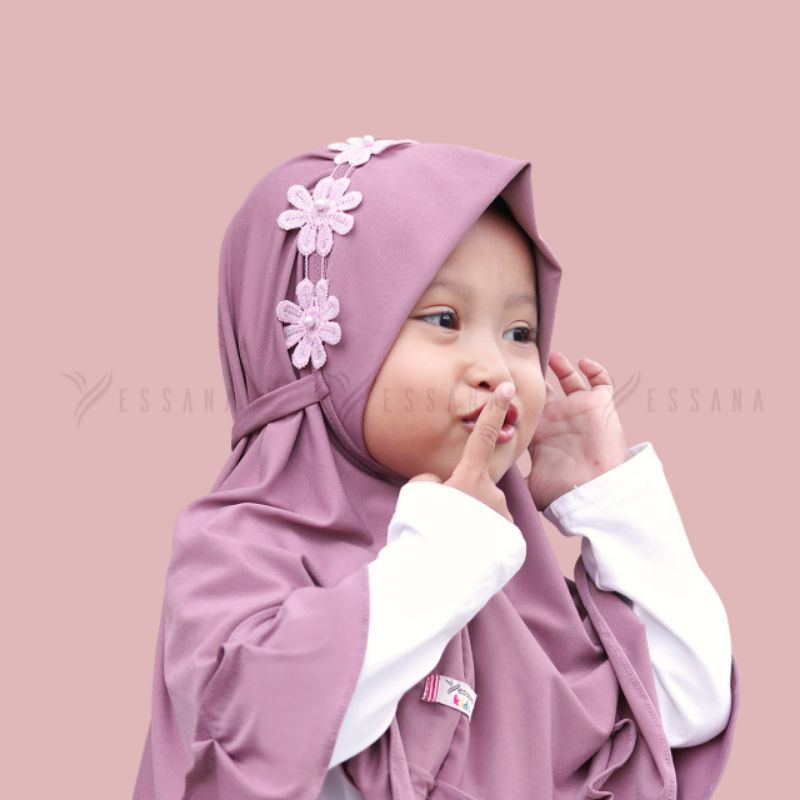 Bergo  Cut Sarah Yessana / hijab anak
