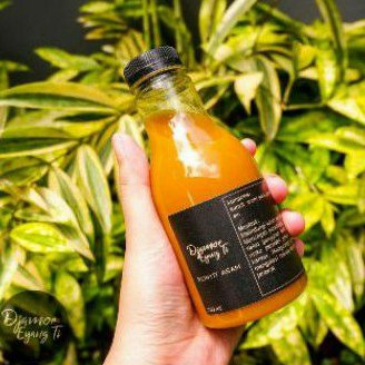 

Jamu Kunyit Asam Handmade Seger Tanpa Bahan Pengawet