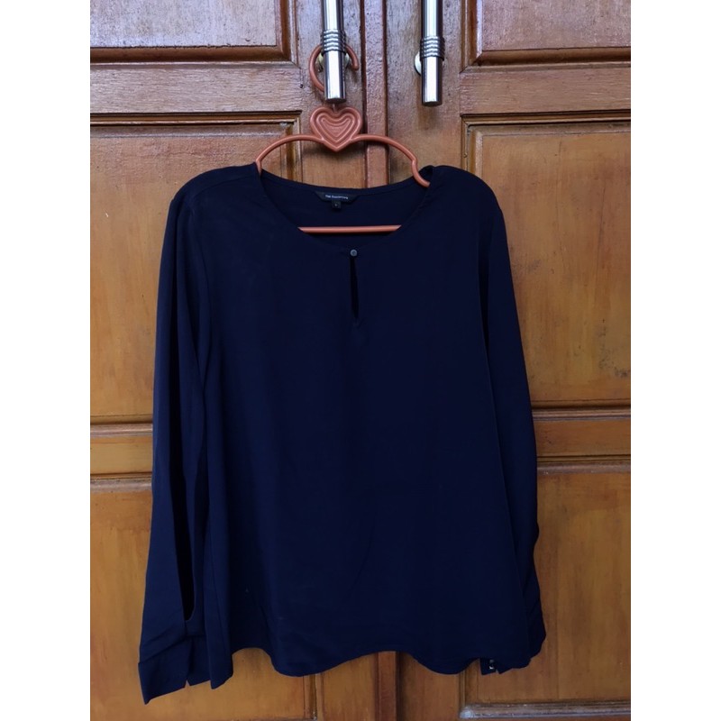 Preloved Blouse the Executive