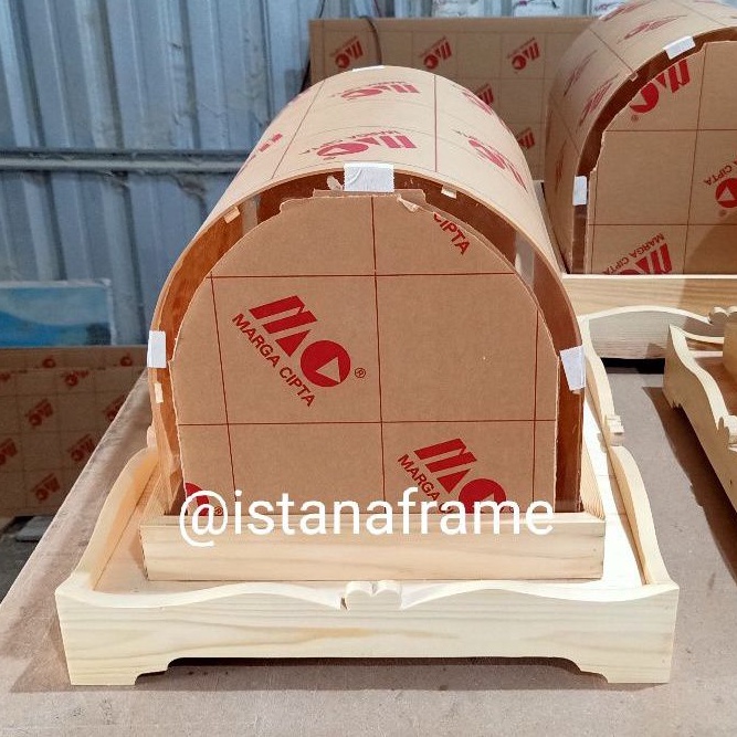 KOTAK BAKI HANTARAN RUSTIC MOTIF LOVE TUTUP AKRILIK OVAL