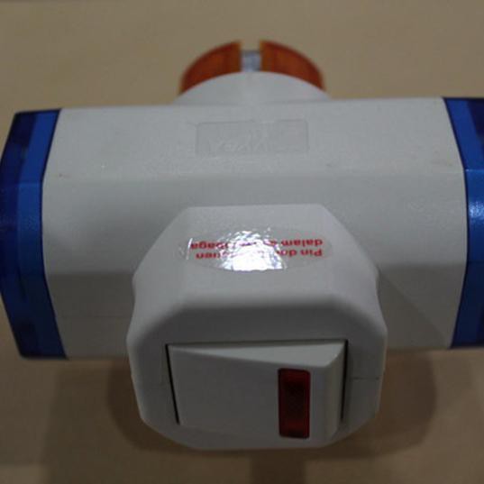 Steker T Arde 3 Arah + Saklar (Switched 3-Way Adapter Plug With Earth) Merk VYBA
