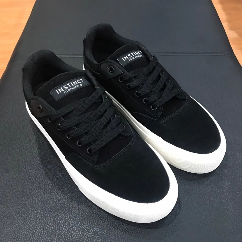 INSTINCT FOOTWEAR - DAWN BLACK