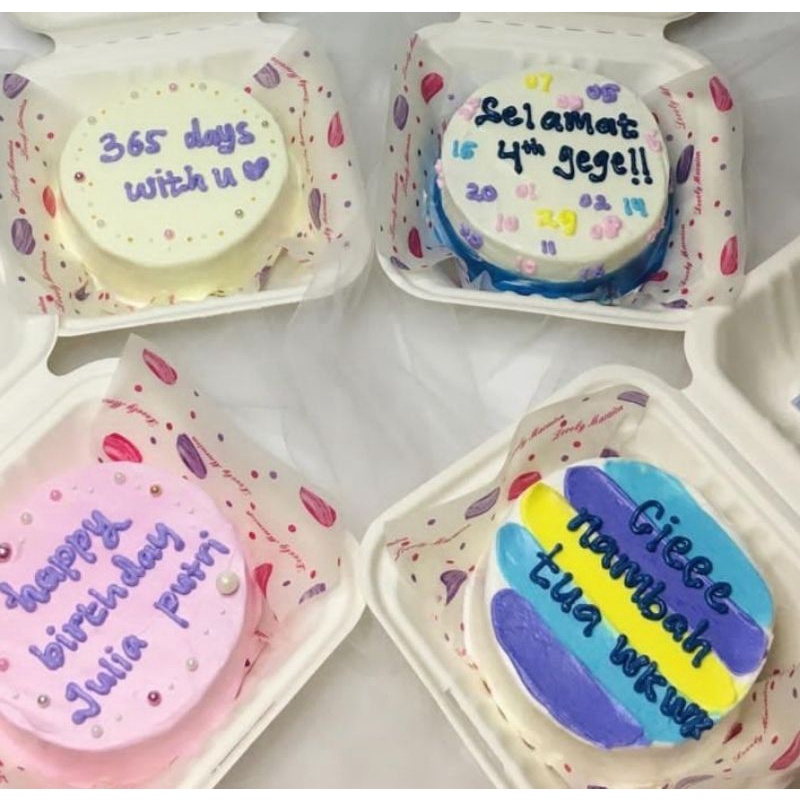 

Cake Bento/Korean Bento Cake /Cake Birthday Box Ready Stock Design -Premium