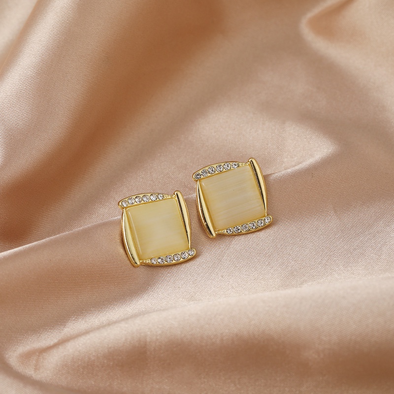 Sterling silver jarum Korea baru anggun online influencer square Opal diamond stud anting-anting per