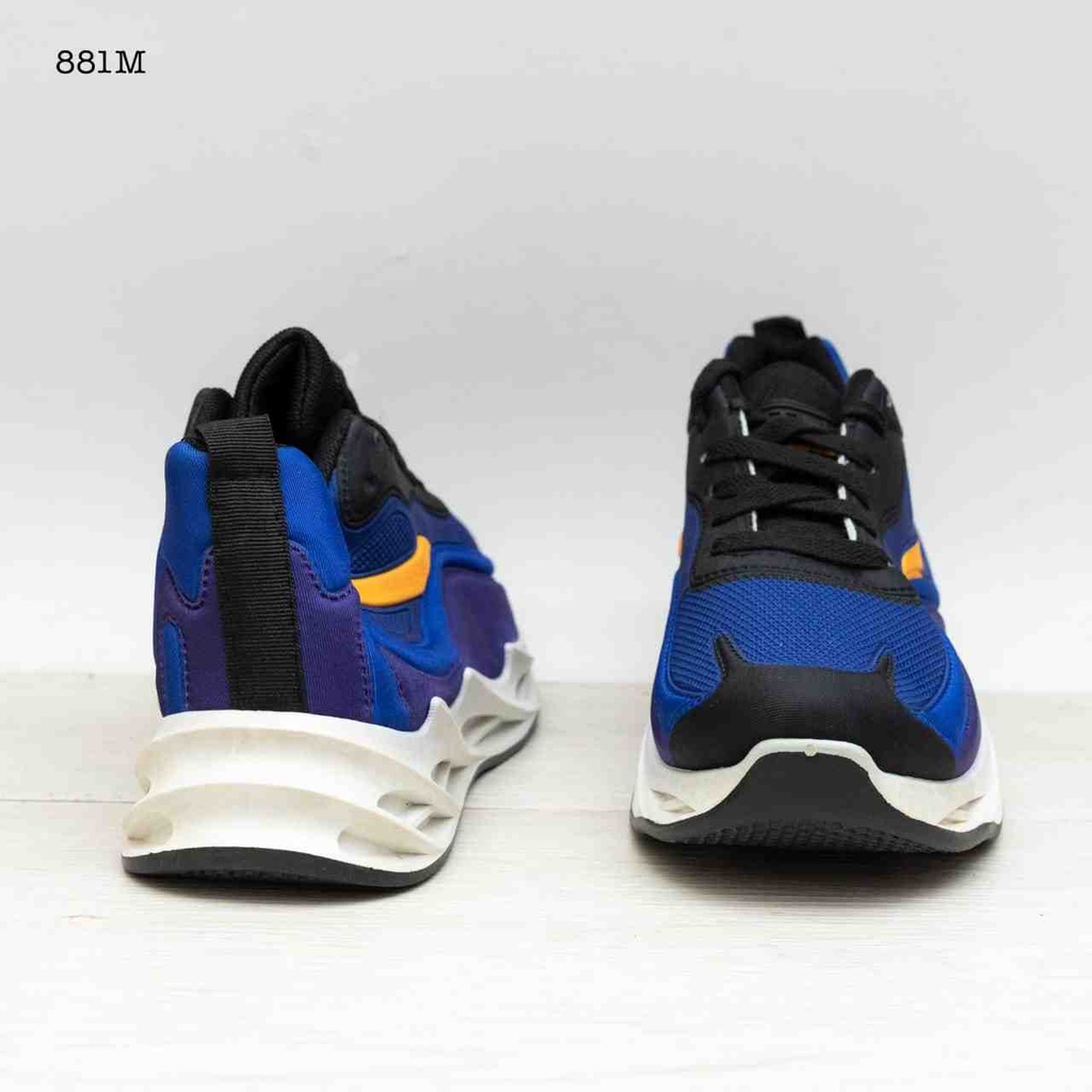 SEPATU COWOK FASHION 881M