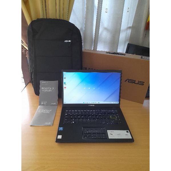 Laptop Asus E410M / Asus E410MA Super Like New 99% Garansi Up 2024 - Intel N4020 Ram 4gb SSD 512gb B