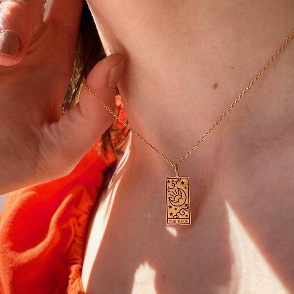 Lily Pendant Kalung Fashion Kreatif Kekuatan Keperkasaan Rantai Klavikula Vintage