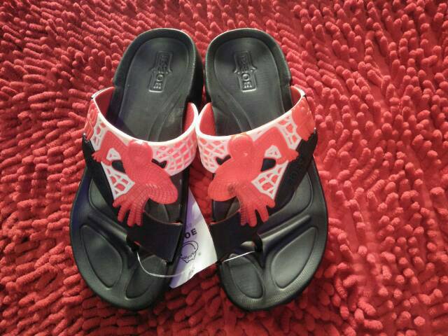Jepit jempol irsoe spiderman size 24-29 30-35