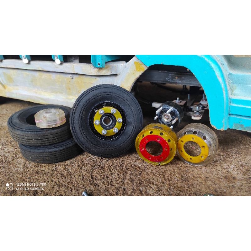 Ban Velg Tromol Miniatur Truk Oleng Skala 10
