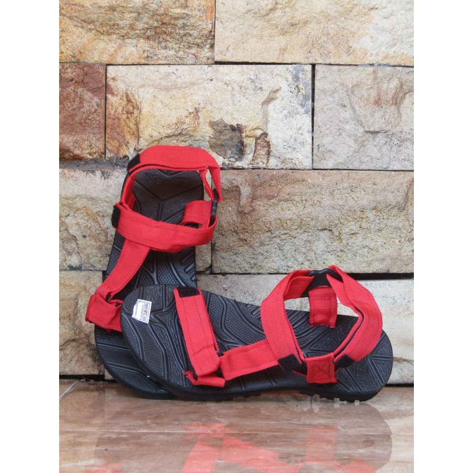 Wakatobi Black 4.2 - Sandal Gunung Pria dan Wanita - Runo Project