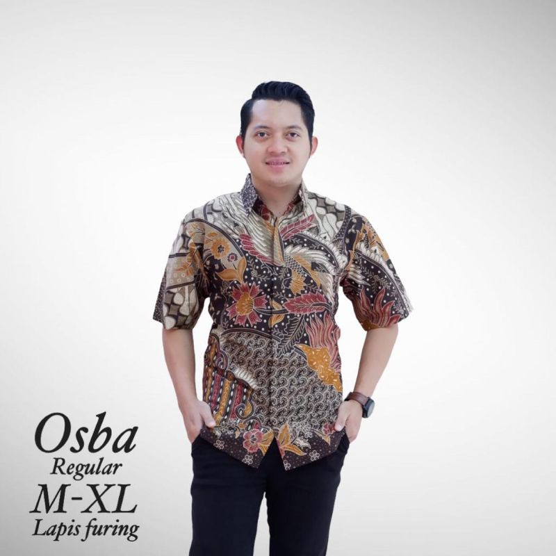 Kemeja Batik Solo Lengan Pendek