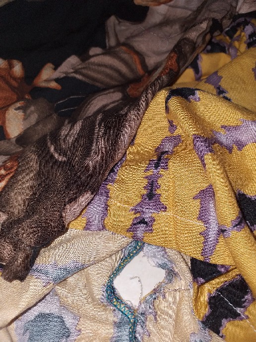 Celana Rayon Selutut