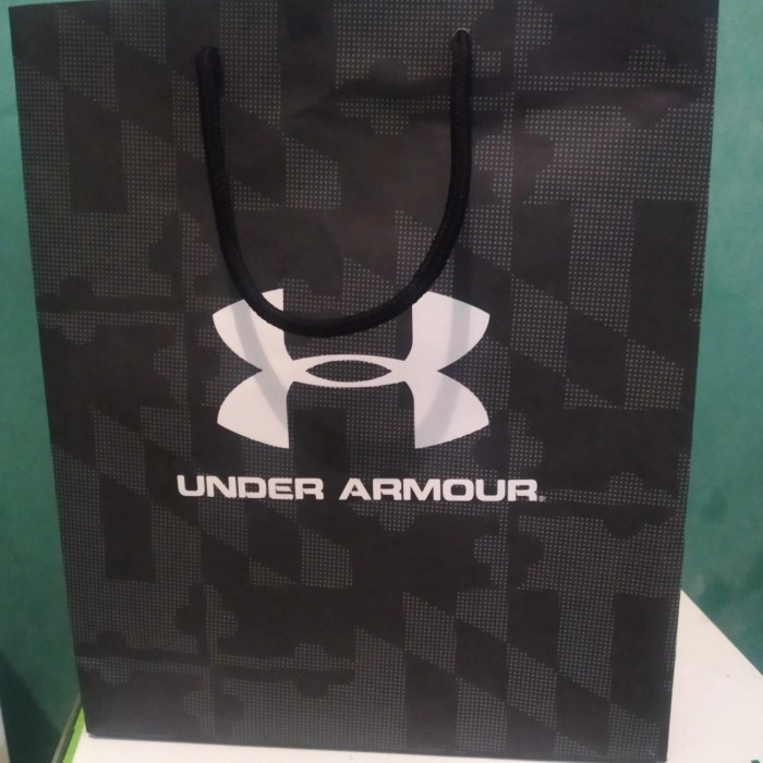 

(TERLARIS) paperbag Under Armour Original