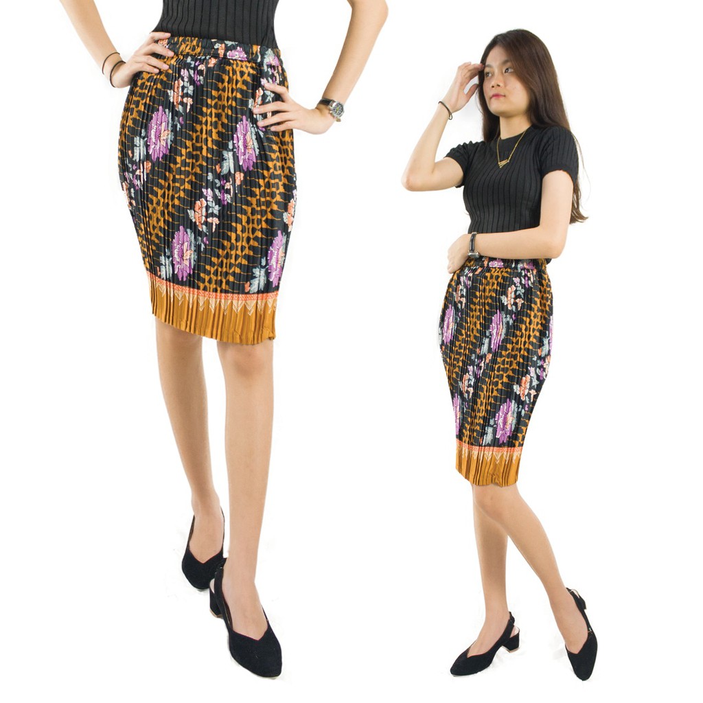 Rok Pendek Jumbo Plisket Valiza Midi Skirt Batik