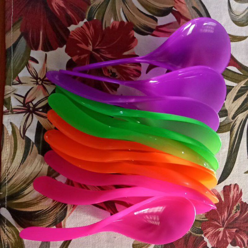 centong nasi/centong nasi plastik/centong pelangi/centong lusinan