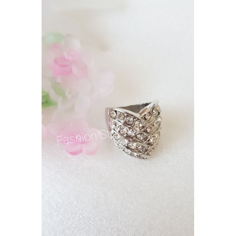 ready Cincin berlian Titanium white perhiasan Titanium replica berlian yg berkilau AntiKarat  CBR02