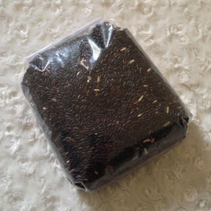 

Beras Hitam Organik Pecah Kulit 1 kg