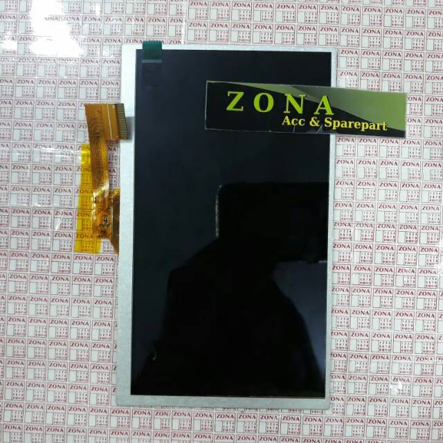 LCD ADVAN S7C