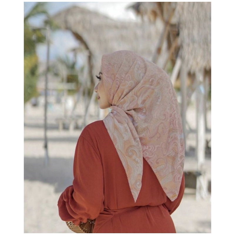 Buttonscarves The Wave Series Peach