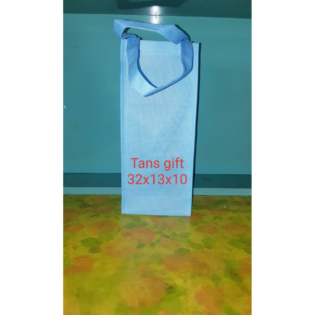 Goody Bag Spunbond ukuran Wine (Botol) Biru Muda (Light Blue)