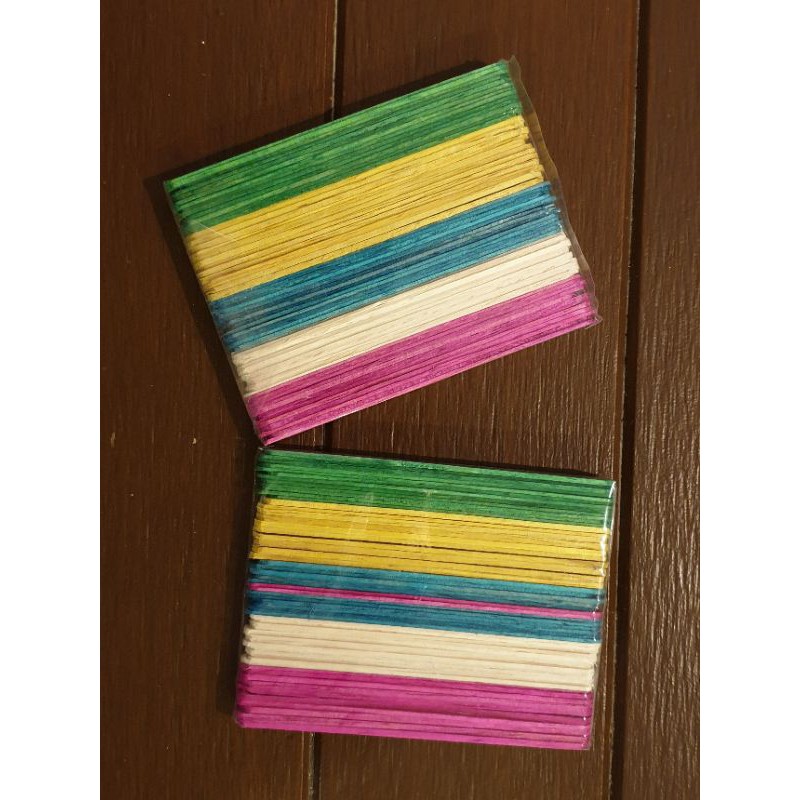 

Stik kayu warna warni merk Davis