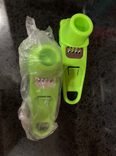 Alat Penghalus Bawang / Garlis Press Plastik / Parutan Bawang