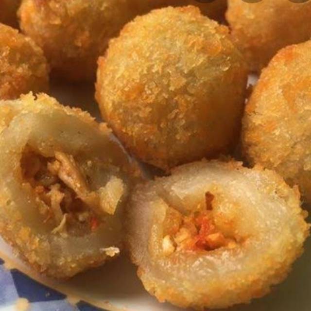 

Cilok crispy isi ayam mercon