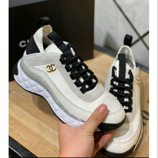 chanel white sneaker