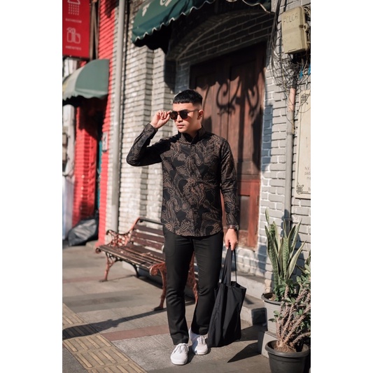 Barilie Batik Songgo Lengan Pendek Slimfit