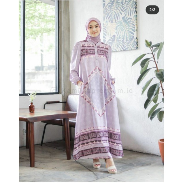 Kamilaa Itang Yunasz New gamis Monia