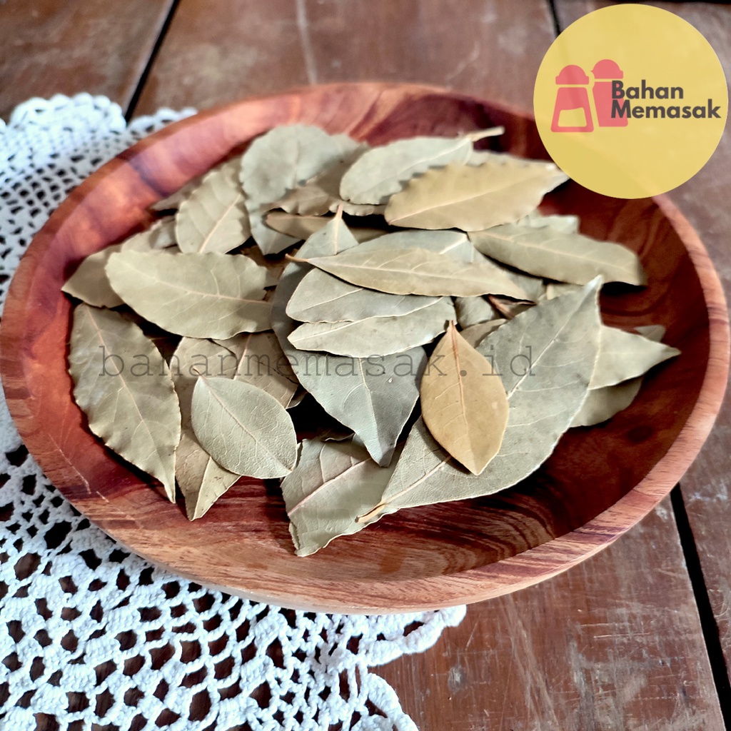

Daun Laurel/ True Bay Leaf Turki Kering