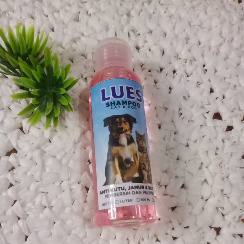 Shampoo kucing/anjing anti kutu dan jamur/rontok netto:100 ml