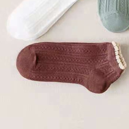 [COD] Kaos Kaki Wanita Import Motif Garis Renda Kaos Kaki Polos Cantik dengan Aksen Renda Ala Korea Kaos Kaki Semata kaki Ankle Shock-Coklat tua
