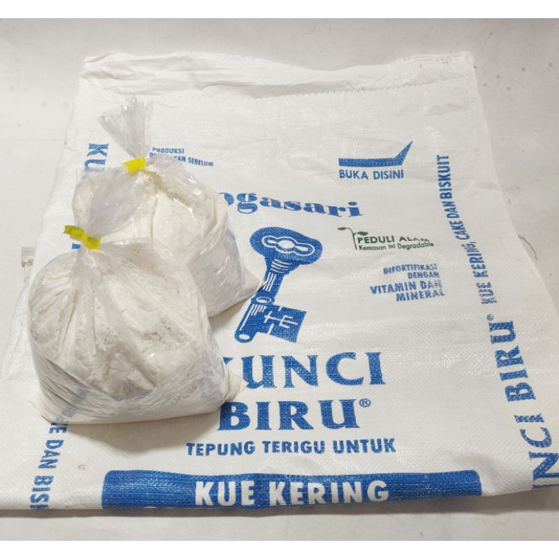 

Tepung Terigu Kunci 1Kg RPK