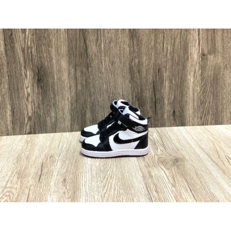 sepatu bayi laki laki dan perempuan size 19-26 high jordn