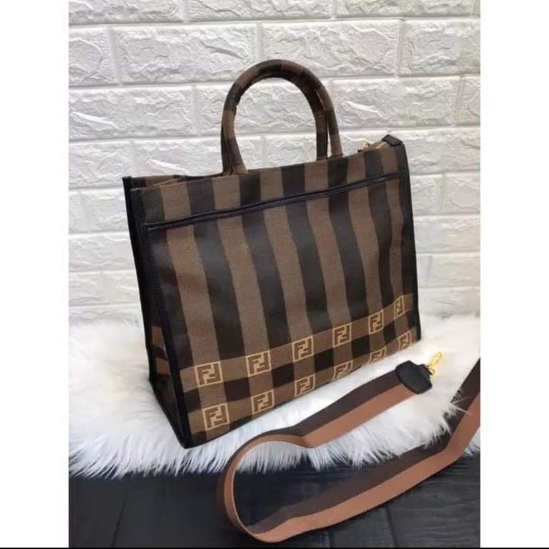 Tas FENDI Tote kanvas bag plus talpan