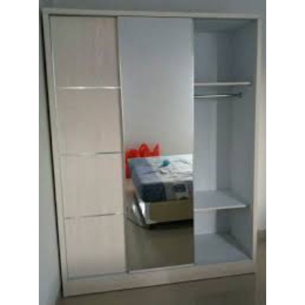 LEMARI PAKAIAN MINIMALIS MODERN