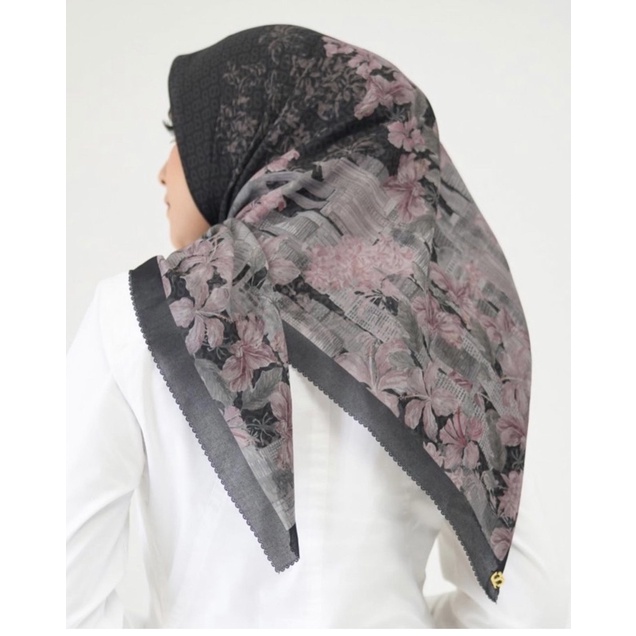 Malaya series by Buttonscarves warna, Black dan sky