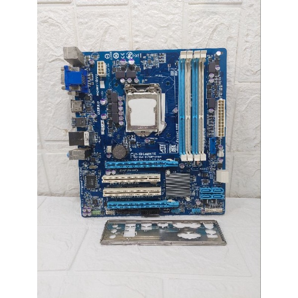 Motherboard Gigabyte B75M Slot Ram 4 ( Lga 1155 ) Gigabyte B75M-D3H