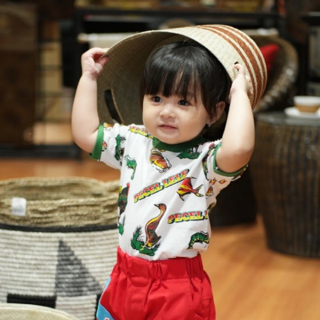 Pecel Lele t-shirt Pocoyolo | Kaos anak Pecel Lele