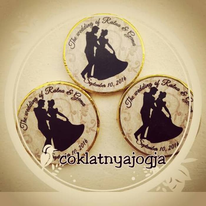 

Souvenir Coklat Coin Medium 3-5cm Tema Cinderella Wedding