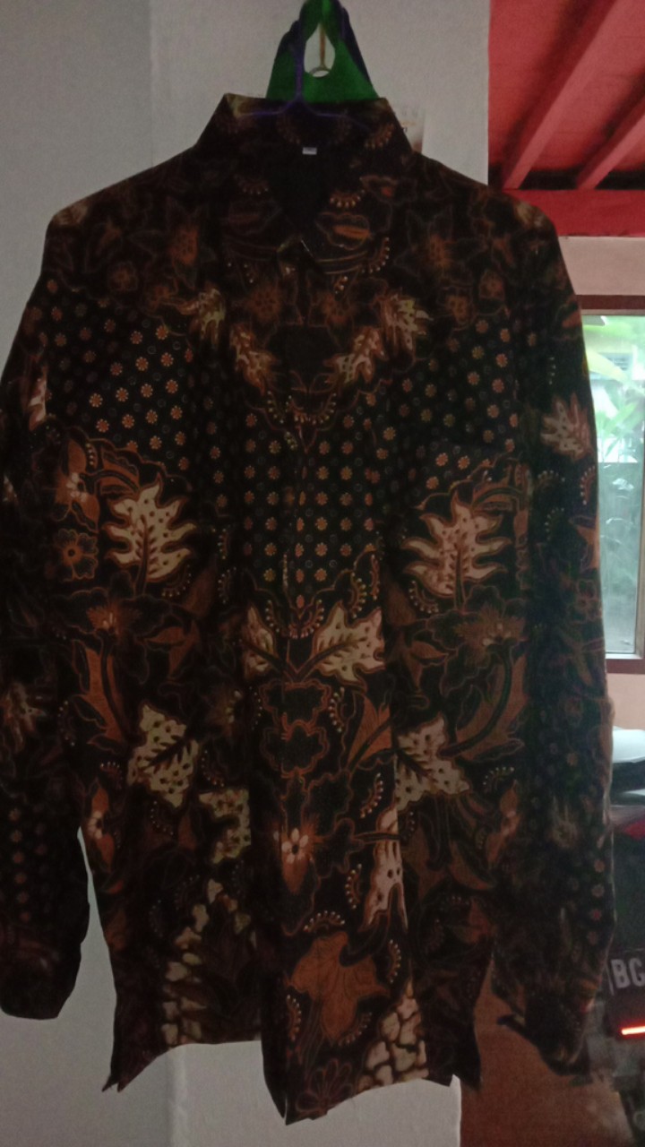 Batik Solo Pria Lengan Panjang Lapis Furing Baju Batik Pria Modern Produksi Queens Batik