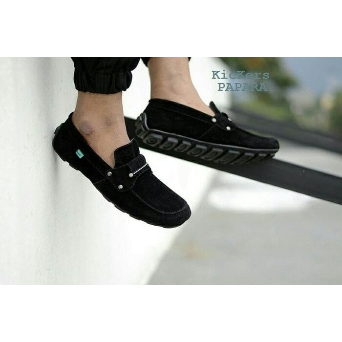 (NYEAK)SEPATU CASUAL SLIP ON PRIA KICKERS PLAG SEPATU SELOP SANTAI COWOK KERJA NONGKROMG SIMPLE