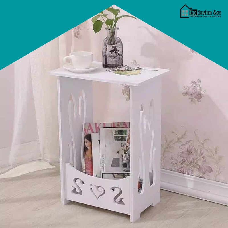 meja kecil minimais kamar meja kecil ruang tamu portable meja sudut pojok minimalis furniture meja mini serbaguna dekorasi ngopi vintage shabby tempat CD buku pajangan hiasan bingkai foto ruang tamu kamar tidur ranjang murah terbaru aesthetic organizer