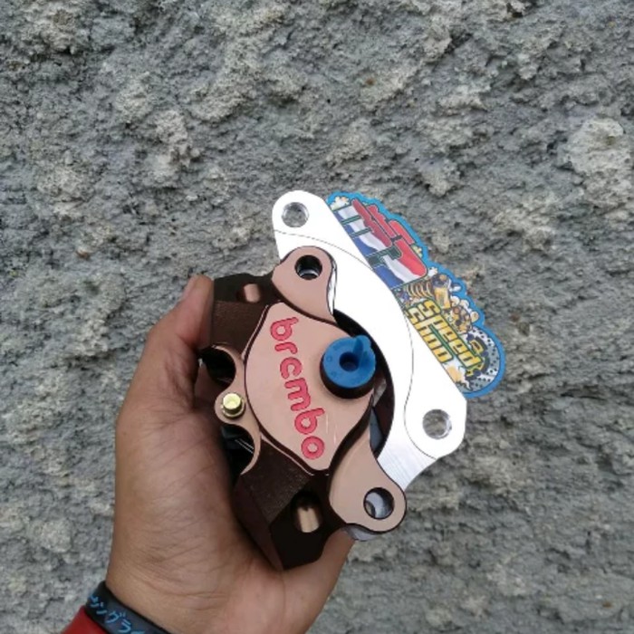 Kaliper brembo 2 piston cnc   breket beat scoopy vario 110 125 150 pnp A3181