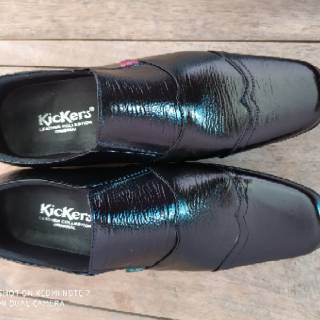  Sepatu  fantovel pria  kulit sapi asli ujung lancip  pantopel 
