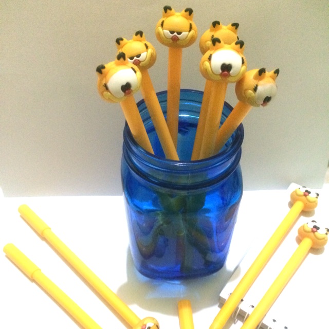 

Pulpen karakter unik gel garfield murah best seller Atk sekolah satuan ecer