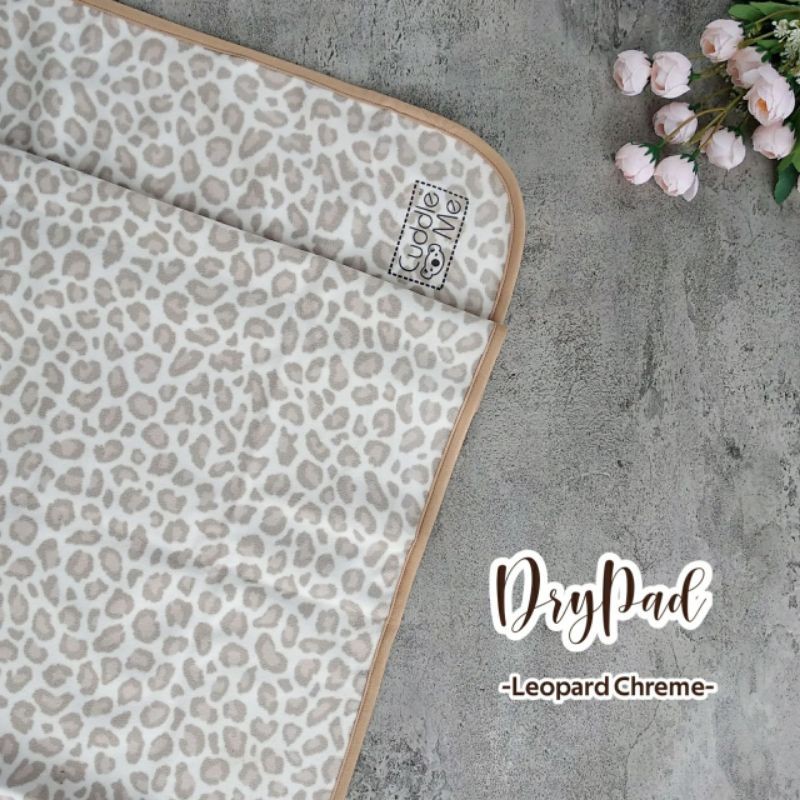 CuddleMe Drypad / Mattrass protector / Perlak bayi /Alas Ompol Kain Modern Balita Manula Waterproof